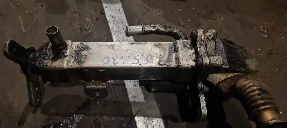 Volvo S80 EGR valve cooler 30637142