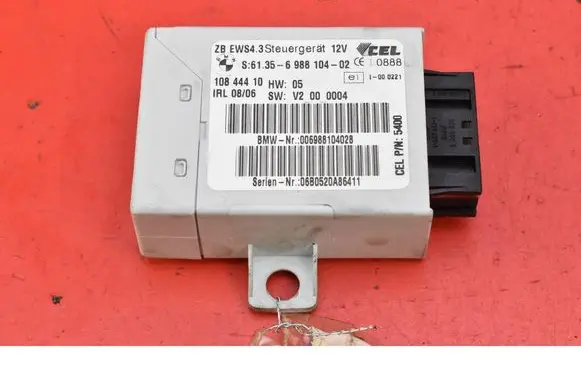 BMW X3 E83 Engine control unit/module ECU 698810402