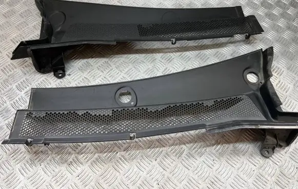 Opel Grandland X Wiper trim 98347052XT 98362005XT