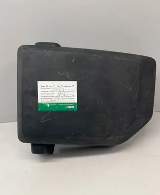 Volvo XC90 Air filter box cover 30680265 8087082 MA15