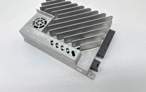 Mercedes-Benz ML W166 Sound amplifier A1669007903