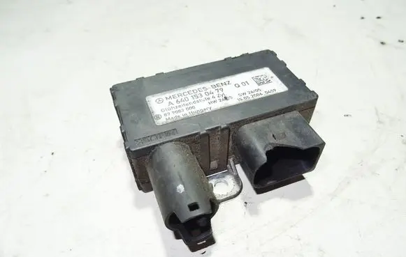 Mercedes-Benz B W245 Glow plug pre-heat relay A6401530479