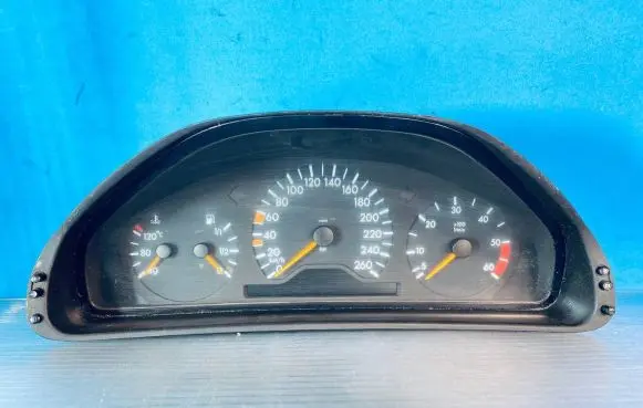 Mercedes-Benz E W210 Speedometer (instrument cluster) 87001345