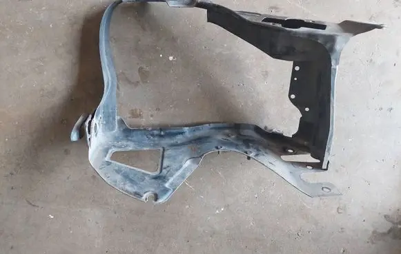 Mercedes-Benz S W220 Side radiator support slam panel 