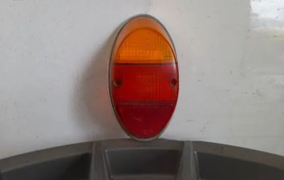 Volkswagen Beetle 1200 Tail light lenses IGM3382LPX