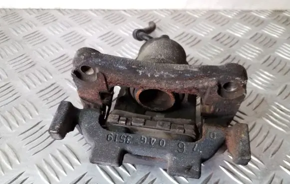 Rear brake caliper