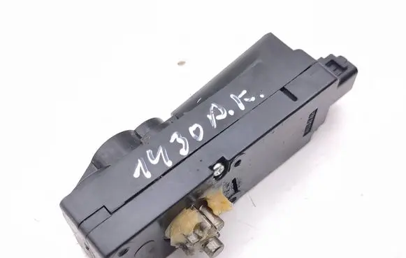 Lexus IS 220D-250-350 Seat adjustment motor 8582060170 1620007160