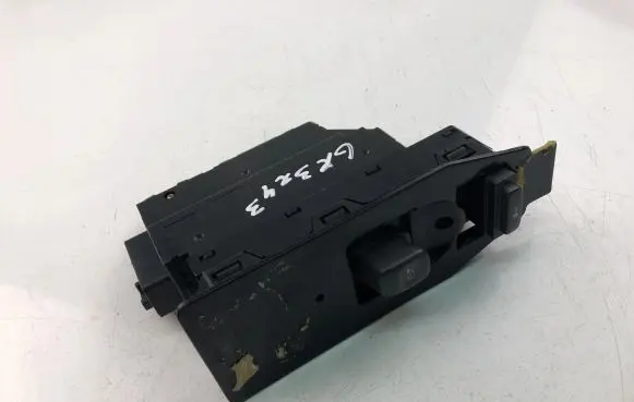 Volvo S60 Electric window control switch 30658117