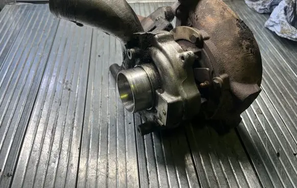 Audi A6 S6 C6 4F Turbo 53041015281 059145702L 015281