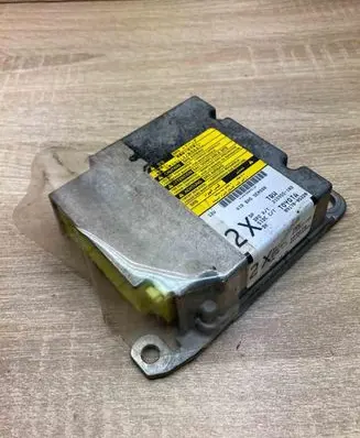 Toyota Avensis T250 Airbag control unit/module 8917005220 215955102 Used