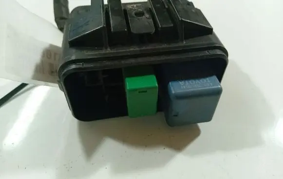 Toyota Avensis Verso Fuse box set