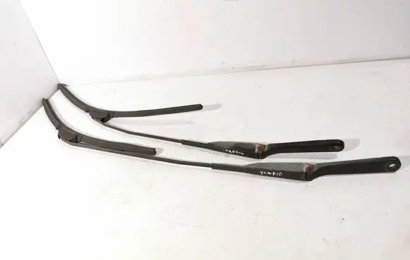 Renault Trafic II (X83) Front wiper blade arm 7700311582 91165490