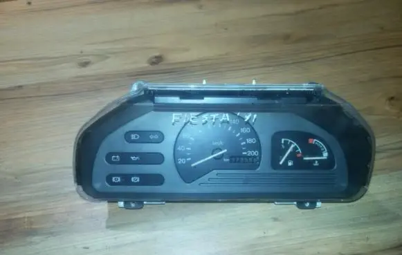 Ford Fiesta Speedometer (instrument cluster) 89fb10848a