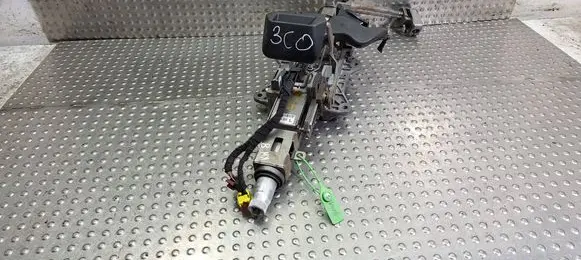 Volkswagen PASSAT B7 Steering wheel axle S25139246 3C1419501R