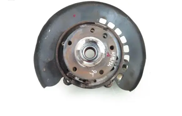Audi Q7 4L Stub axle 7L8505436
