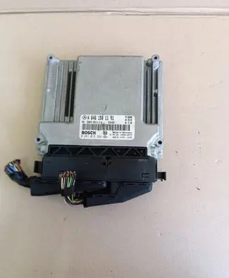 Mercedes-Benz Vito Viano W639 Engine control unit/module ECU A6461501191