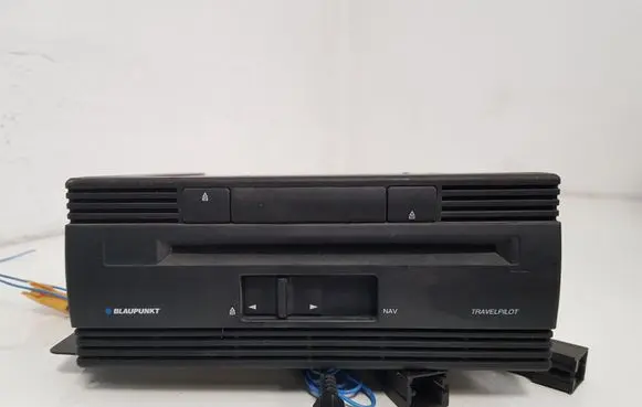 Opel Omega B2 Navigation unit CD/DVD player 8618841994