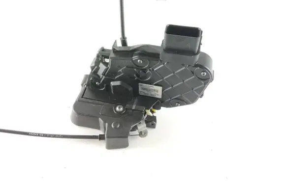 Volvo XC70 Front door lock 31253668 A048317 986922