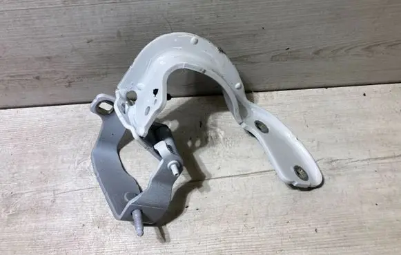 Audi A4 S4 B9 Tailgate/trunk/boot hinge 8w9827299