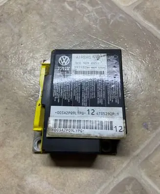 Volkswagen PASSAT B6 Airbag control unit/module 3C0909605J 391130