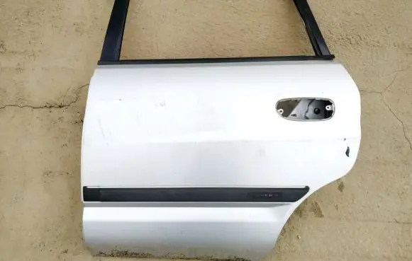 Mitsubishi Space Star Rear door pilkos