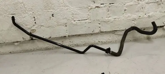 Mercedes-Benz GL X166 Engine coolant pipe/hose A1668305196