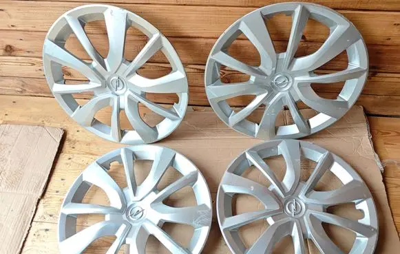 Opel Corsa F R16 wheel hub/cap/trim 