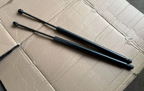 Land Rover Range Rover Velar Tailgate strut J8A2406A10AD