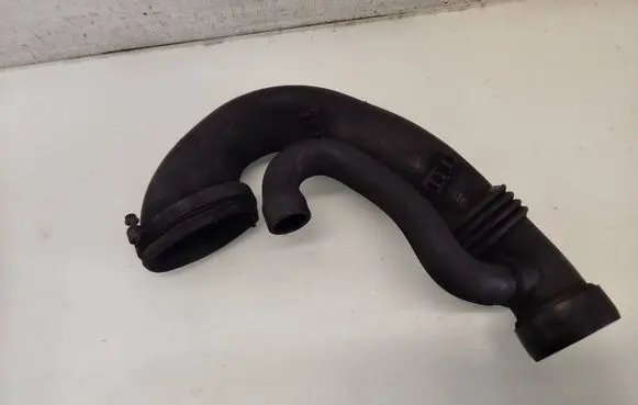 BMW 5 E60 E61 Intercooler hose/pipe 