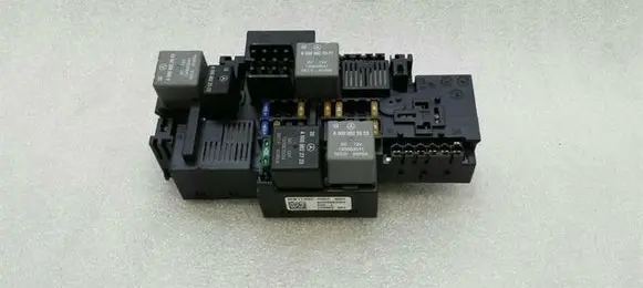 Mercedes-Benz C W205 Fuse module A2229063302
