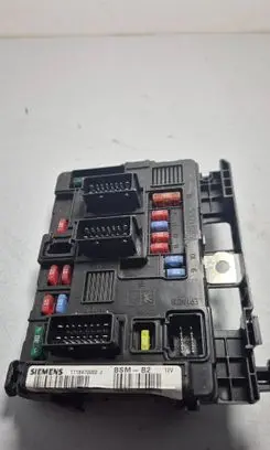 Citroen Berlingo Fuse module T118470002J 9650618580