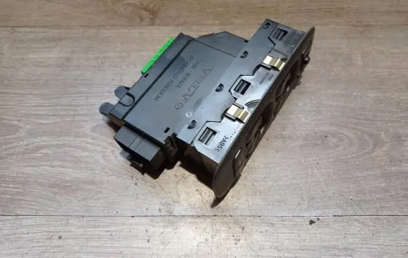 Volvo S60 Electric window control switch 30658694