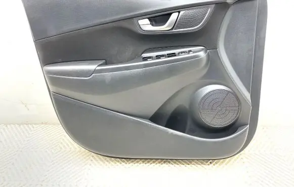 Hyundai Kona I Front door card panel trim 82370J9000