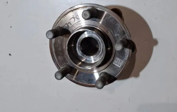 Ford Mach-E I Rear wheel hub LJ9C2C300A4E Y21UR0319AA