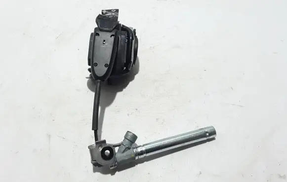Renault Latitude (L70) Front seatbelt 868856611R