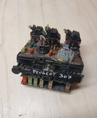 Peugeot 307 BSM Control unit 9659742080