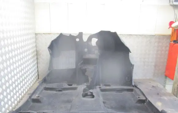 Volkswagen PASSAT CC Front floor carpet liner 