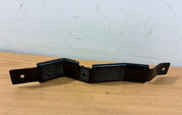 Volvo V70 Rear door exterior handle/bracket 9193357 MK5516C
