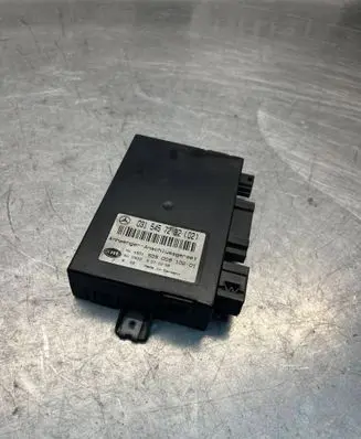 Mercedes-Benz C W203 Tow bar trailer control unit/module 0315457232 5DS00810201