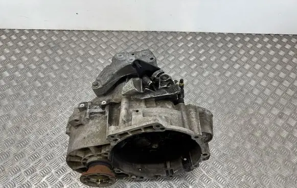 Volkswagen Golf VII Manual 6 speed gearbox TWH