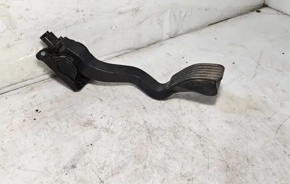 Citroen C3 Accelerator throttle pedal 9646702180