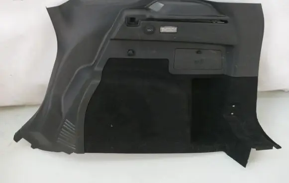 Ford Kuga II Trunk/boot side trim panel