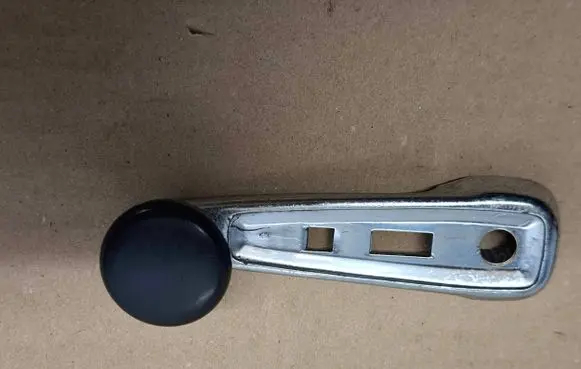 Mercedes-Benz W123 Front door window winding handle 