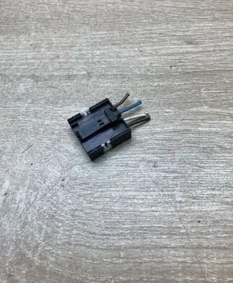 BMW 3 E90 E91 Plug wire 8373312