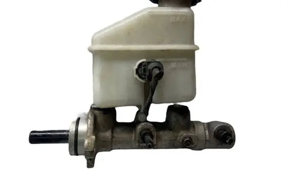 KIA Ceed Brake fluid reservoir EE0711160075