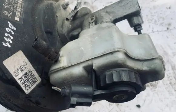 Skoda Octavia Mk2 (1Z) Master brake cylinder 1K1611301C 03350886351