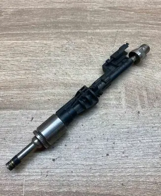 BMW 3 F30 F35 F31 Fuel injector 0261500153 1364762917405 06040538