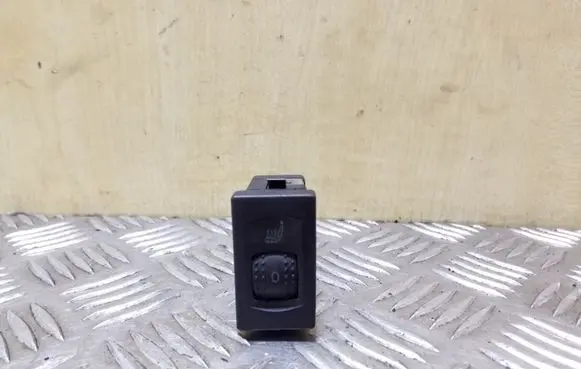 Volkswagen PASSAT B5.5 Seat heating switch 3B0963564C