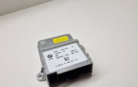 BMW i3 Airbag control unit/module 6837161