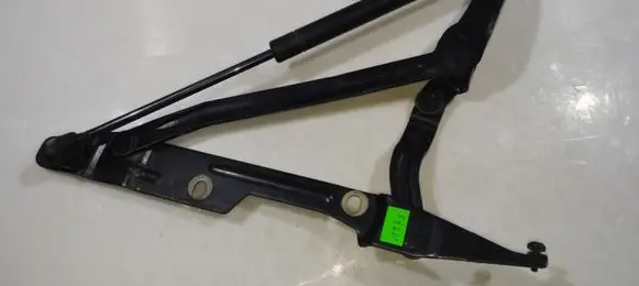 Audi A8 S8 D2 4D Tailgate/trunk/boot hinge